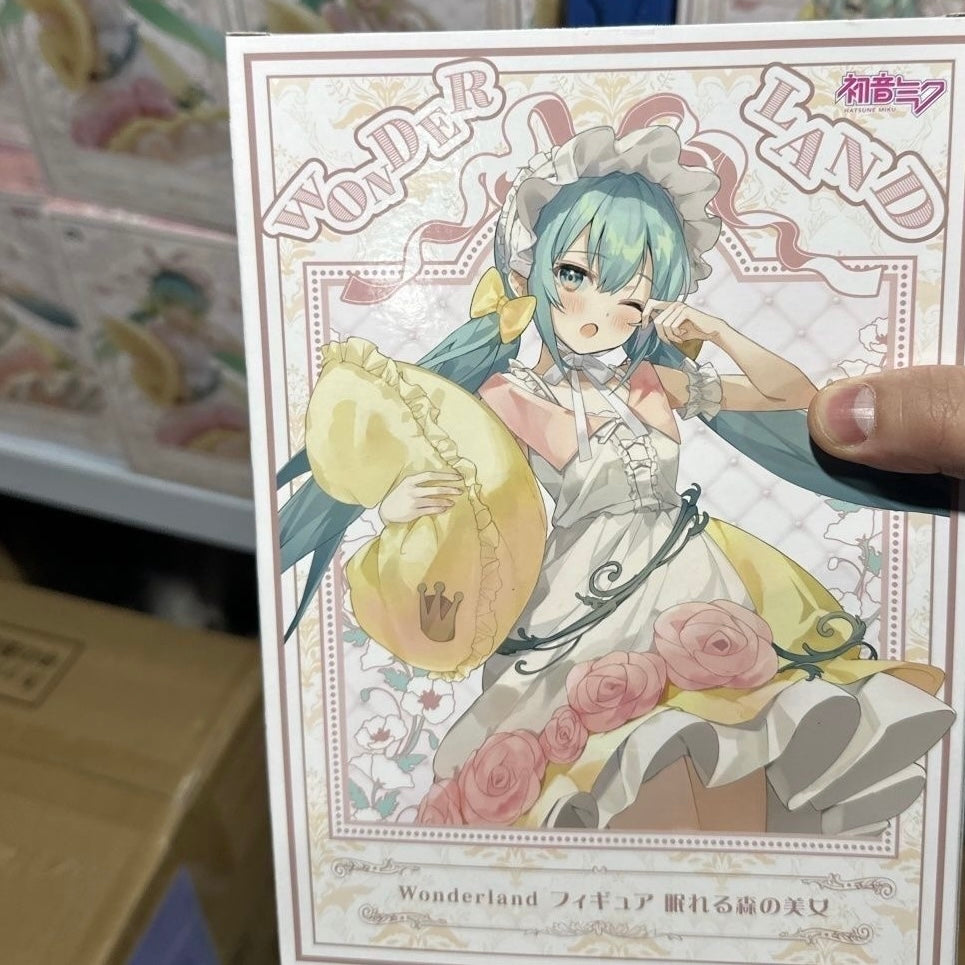 Figura Hatsune Miku De Sleeping Beauty Ver. Wonderland Taito