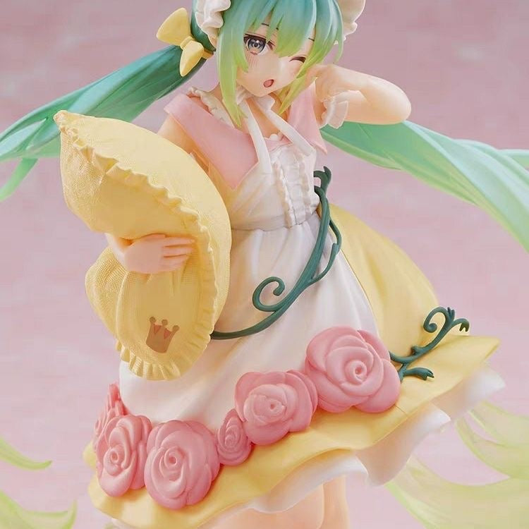 Figura Hatsune Miku De Sleeping Beauty Ver. Wonderland Taito