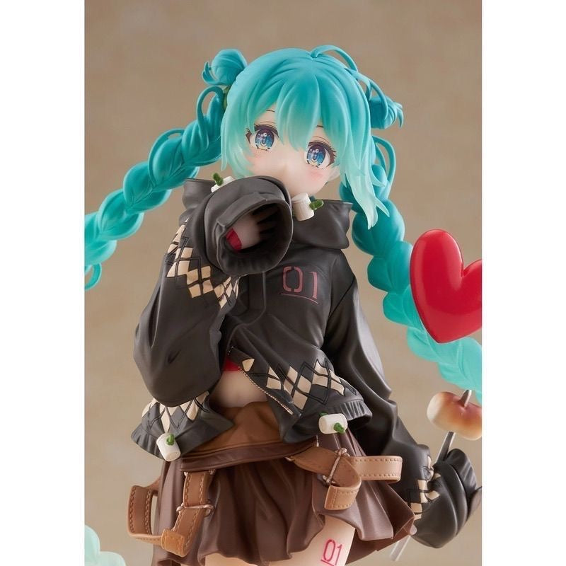 Figura Hatsune Miku De Twin Tails Camping Outdoor Ver. Taito