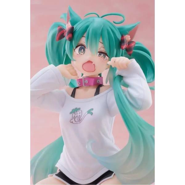 Desktop Cute: Hatsune Miku - Cat Ears T-shirt ver.  [Taito]