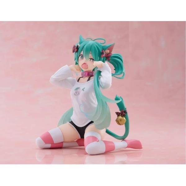Desktop Cute: Hatsune Miku - Cat Ears T-shirt ver.  [Taito]