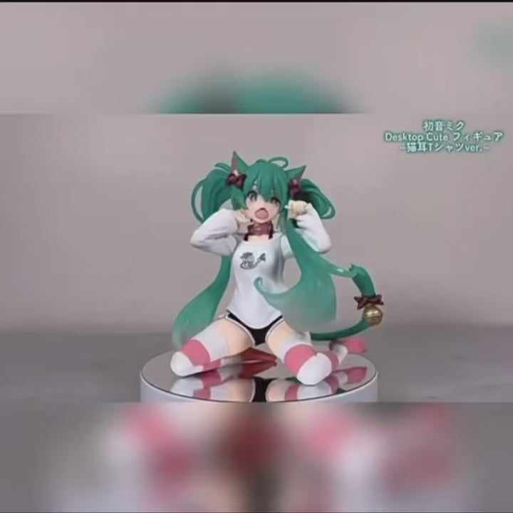 Desktop Cute: Hatsune Miku - Cat Ears T-shirt ver.  [Taito]
